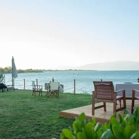 Eliki Plage Privee Villa *